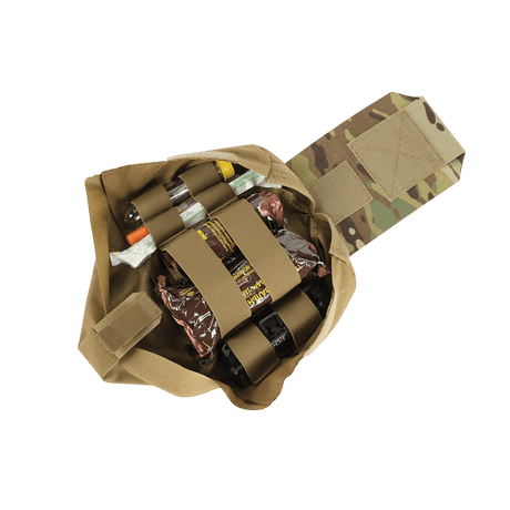 M‑Tac Medic Pouch Vertical Large Elite med førstehjelpsutstyr, slitesterkt Cordura 500D-design i camouflage.