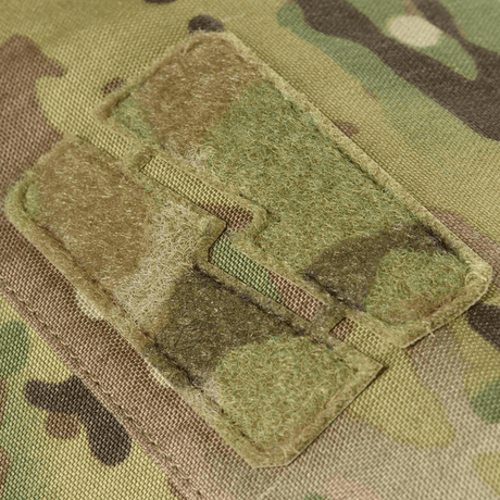 Nærbilde av M-Tac Pouch Sukharka Gen.3 XL med Velcro-panel på kamuflasjemateriale i Cordura 500D, robust og slitesterkt design.