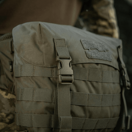 M-Tac Pouch Sukharka Gen.3 XL i robust Cordura 500D-materiale med MOLLE-system og Velcro-panel. Perfekt for feltbruk.