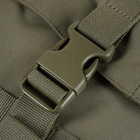Nærbilde av Fastex-lukking på M-Tac Pouch Sukharka Gen.3 XL laget av slitesterkt Cordura 500D-materiale.