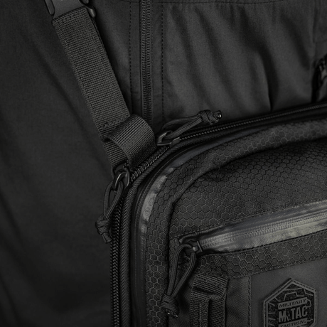 M-Tac Tablet Bag Laser Cut Hex i Cordura 500D med Laser Cut MOLLE-tilbehør på frontpanel.