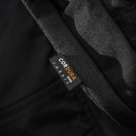 M-Tac Tablet Bag Laser Cut Hex med Cordura Hex stoffetikett for holdbarhet og kvalitet.