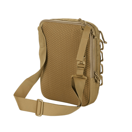 M-Tac Tablet Bag Laser Cut Hex i Cordura med rask tilgang til skjulte rom og Laser Cut MOLLE-frontpanel.