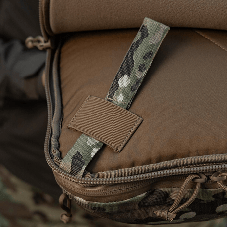 M-Tac Tablet Bag Laser Cut Hex med rom for skjult våpen og modulære inserts, laget i Cordura Hex-materiale med Laser Cut MOLLE.