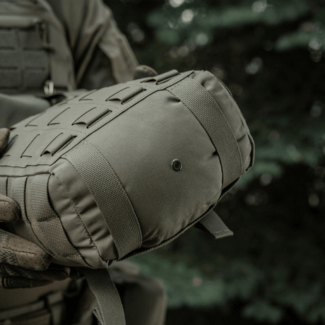 M-Tac Sukharka Gen.3 Pouch montert på utstyr i robust Cordura 500D, egnet for militær bruk.