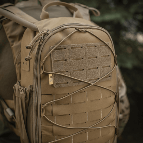 M-Tac STURM Elite ryggsekk i Cordura-materiale med MOLLE Laser Cut panel og elastiske sidelommer, egnet for taktisk bruk.