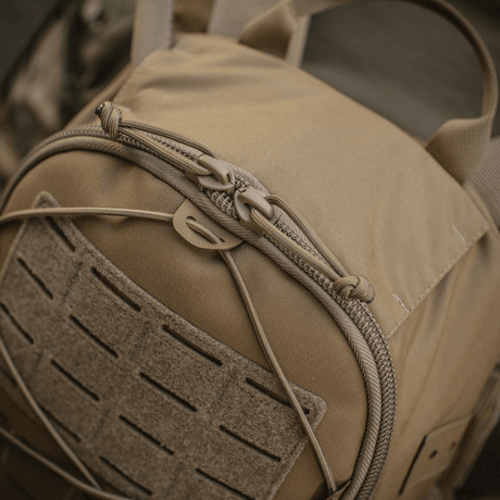 M-Tac STURM Elite ryggsekk med MOLLE Laser Cut frontpanel og robuste glidelåser, laget av Cordura-materiale, for taktisk bruk.