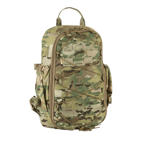 M-Tac STURM Elite ryggsekk i camouflagedesign for taktisk bruk, med MOLLE Laser Cut-frontpanel og elastiske sidelommer.