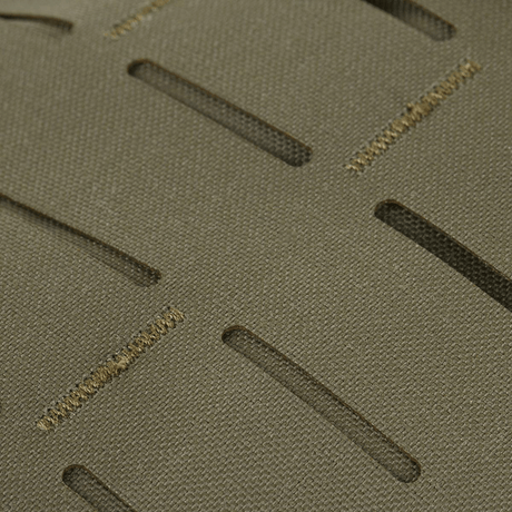 Detalj av MOLLE Laser Cut på M-Tac STURM Elite ryggsekk i Cordura-materiale.