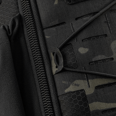Detaljbilde av glidelås og MOLLE-panel på M-Tac STURM Elite ryggsekk i Cordura, designet for taktisk bruk.