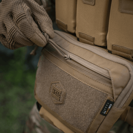 M-Tac Large Elite Gen.II skulderveske med Velcro-panel, slitesterk Cordura 500D og YKK-glidelås for taktisk bruk.