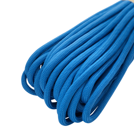 M‑Tac Paracord 550 Type III 15 m i blå nylon, sterk og allsidig for friluft og reparasjoner, med bruddstyrke 240 kg.