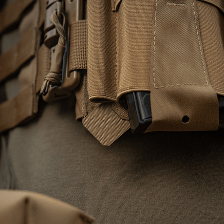 M-Tac Frontpanel til Cuirass QRS Plate Carrier 3 Magasiner i elastisk holdbart materiale med NIJ-sertifisering, galleri posisjon 1.