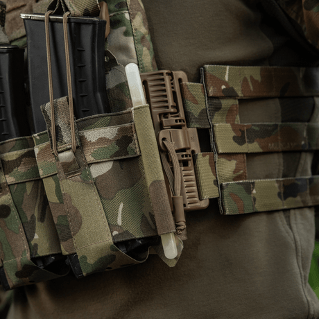 M-Tac Frontpanel til Cuirass QRS Plate Carrier 3 Magasiner med elastisk kamuflasjemateriale og NIJ-sertifisering, galleri posisjon 1.