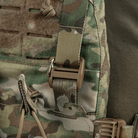 M-Tac Frontpanel til Cuirass QRS Plate Carrier 3 Magasiner i multicam med elastikkremmer og NIJ-sertifisering, galleri posisjon 1.