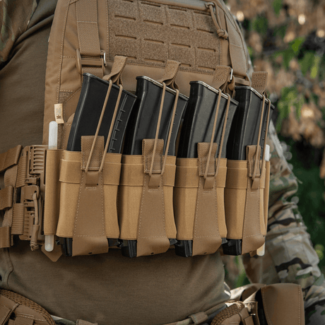 M-Tac frontpanel til Plate Carrier Cuirass QRS til 4 magasiner i slitesterkt elastisk materiale med NIJ-sertifisering, funksjonell plassering, galleri posisjon 1.