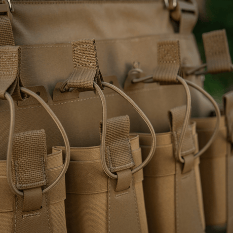 M-Tac frontpanel til Plate Carrier Cuirass QRS til 4 magasiner i elastisk materiale med NIJ-sertifisering, galleri posisjon 1.