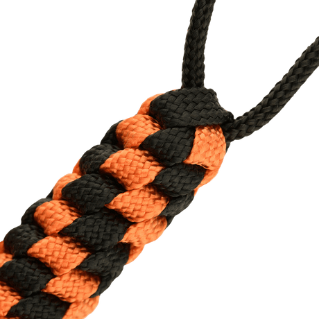 M-Tac Knife Lanyard Helix Skull i flettet paracord tilfører stil og funksjonalitet til lommekniver med oransje og svart design.