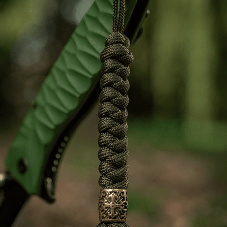 M-Tac Viper Lanyard Scandinavian i flettet paracord med Viper-motiv, stilfullt tilbehør for kniver og utstyr, fleksibel og holdbar.