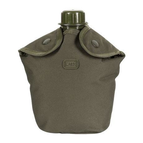M-Tac Flaskeholder MOLLE i slitesterk polyester, designet for fotturer, med vannavvisende PVC og MOLLE-system. Mål: 120 x 70 x 170 mm.