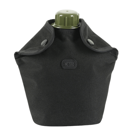 M-Tac Flaskeholder MOLLE i svart polyester med to knapper og avløpshull. Perfekt for utendørs bruk og lett å feste med MOLLE-systemet.
