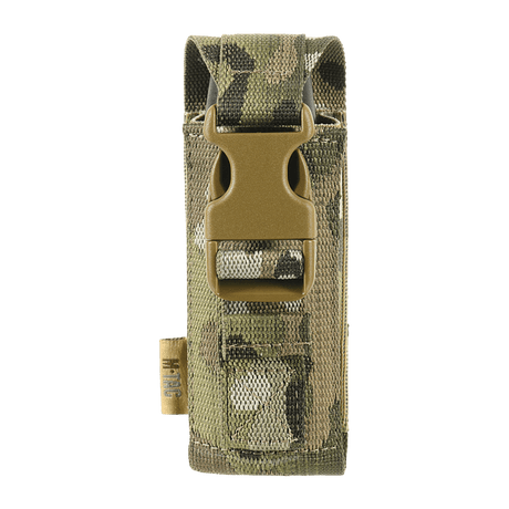 M-Tac Gasdåseholder Vertikal i camouflagefarver med Woojin-lås til sikker montering på MOLLE-system, fremstillet af MIL-SPEC strop.