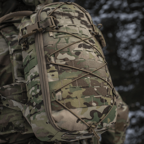 M-Tac ryggsekk Sturm Elite Gen.II i kamuflasje med MOLLE Laser Cut-system, Cordura-stoff for feltturer, sett utenfra.