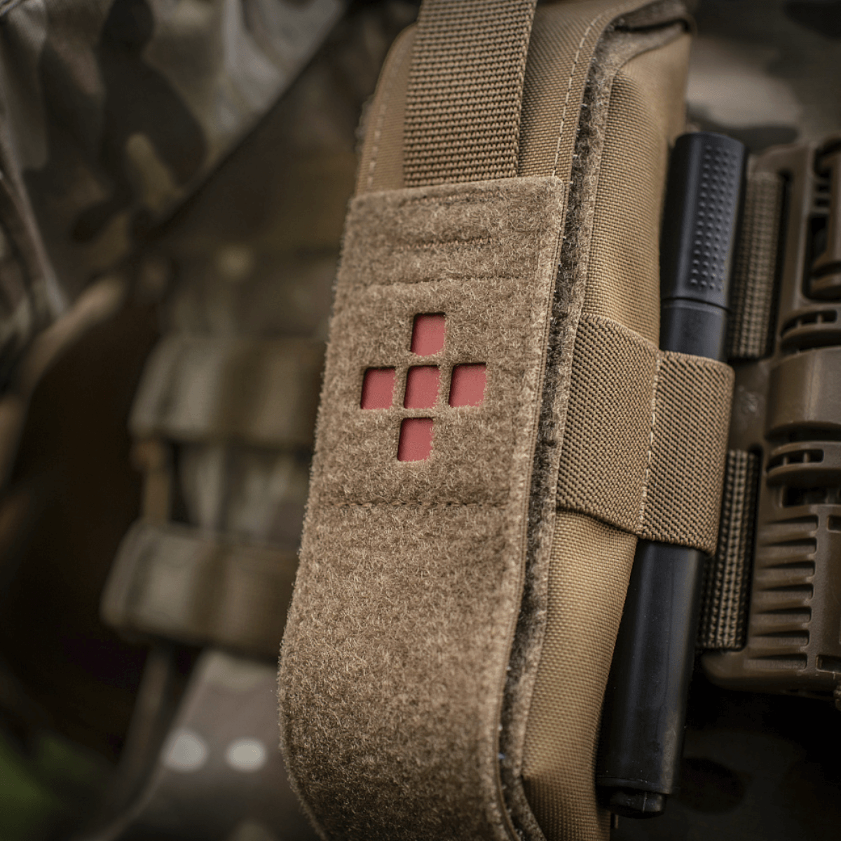 M-Tac Lomme til Tourniquet Closed på camouflage baggrund for førstehjælp i nødsituationer