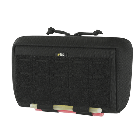 M-Tac Admin Pouch Large Elite i slitesterkt Cordura 500D med velcro-panel for patches, ideell for oppbevaring av taktisk utstyr.