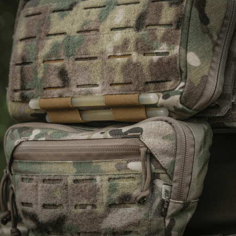 M-Tac Admin Pouch Large Elite i camouflage med velour-velcro-panel og laserskåret design for taktisk oppbevaring.