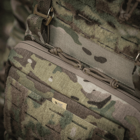 M-Tac Admin Pouch Large Elite i kamuflasjemønster for taktisk utstyr, laget av holdbart Cordura-materiale.