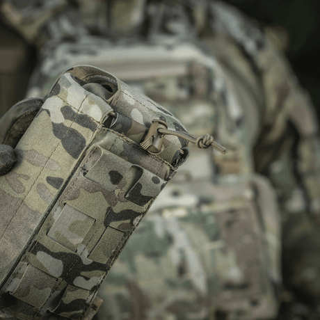M-Tac mediclomme Small Vertical Elite i multicam-nylon med NIJ-sertifisering og intern IFAK-organizer, vist i galleri posisjon 1.
