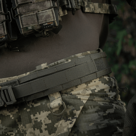 M-Tac Range Bælte Cobra Buckle Gen.IV taktisk bælte til militært og politibrug med magasintasker og høj styrke i kompositmateriale.