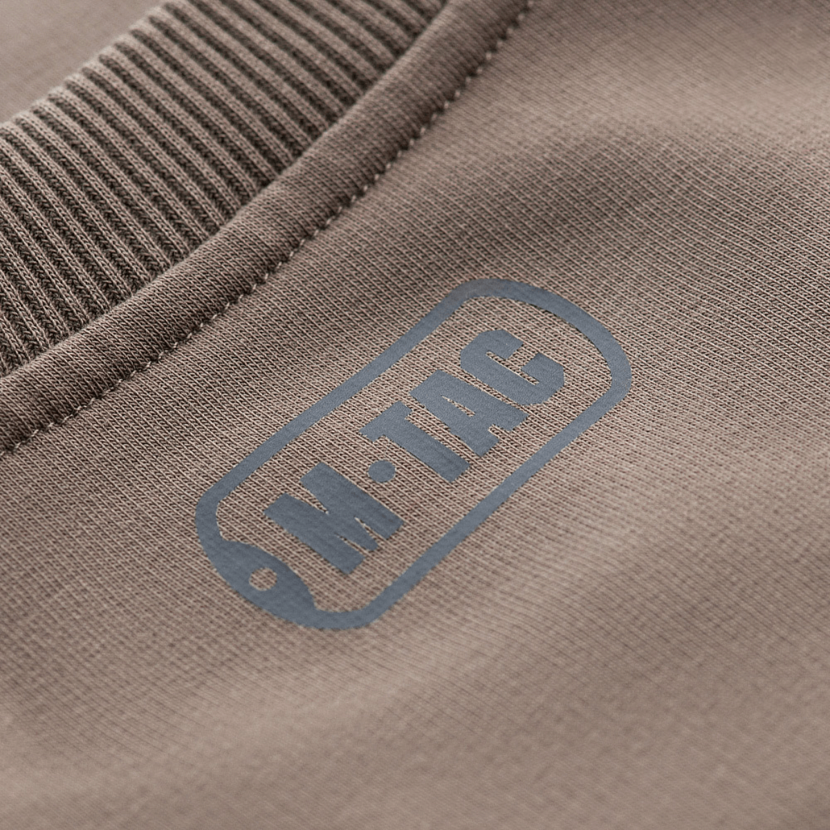 M-Tac Pullover 4 Seasons med logo, rundt hals og elastiske kanter, alsidig jakke til året rundt brug, højkvalitets bomuld og elastan blanding