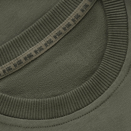 M-Tac Pullover 4 Seasons i olivengrønn med rund hals og elastiske mansjetter for helårsbruk.