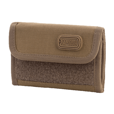 M-Tac Pung med Patch Panel Elite i CORDURA®-materiale, brun militærstil, lomme for kredittkort, Velcro-lukking og loop-panel.