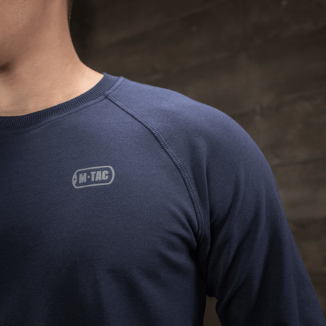 M-Tac Raglan Athlete-sweatshirt, navy blå, med raglanermer og M-Tac-logo, ideell for sport og hverdag, komfortabel og gir bevegelsesfrihet.