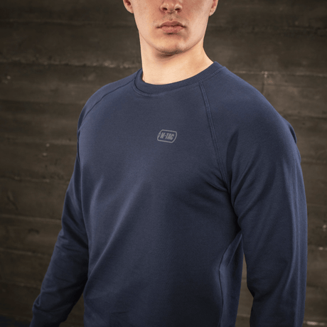 M-Tac Raglan Athlete-sweatshirt i navy med rund hals og raglanermer, ideell for daglig bruk og sport. 95% bomull, 5% elastan.