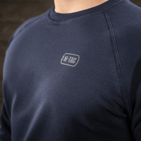 M-Tac Raglan Athlete-sweatshirt i navy blå med raglanermer, optimal for sport og hverdag; 95% bomull, 5% elastan.