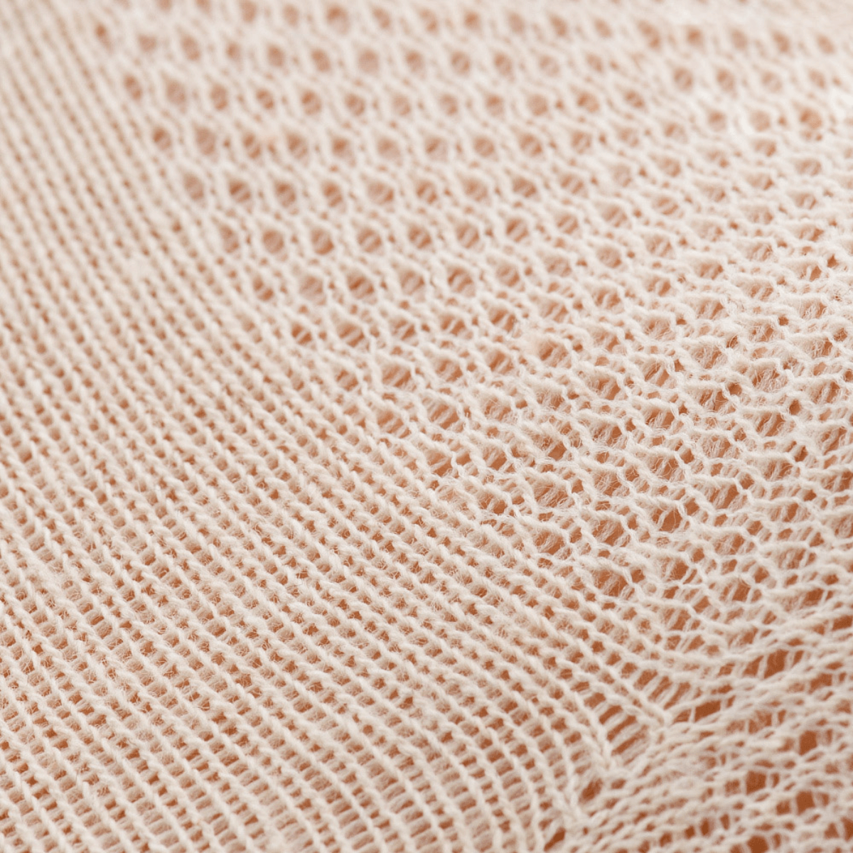 Nærbillede af materiale brugt i M-Tac Let Sportsokker med åndbare fibre og ergonomisk design til optimal komfort under sport