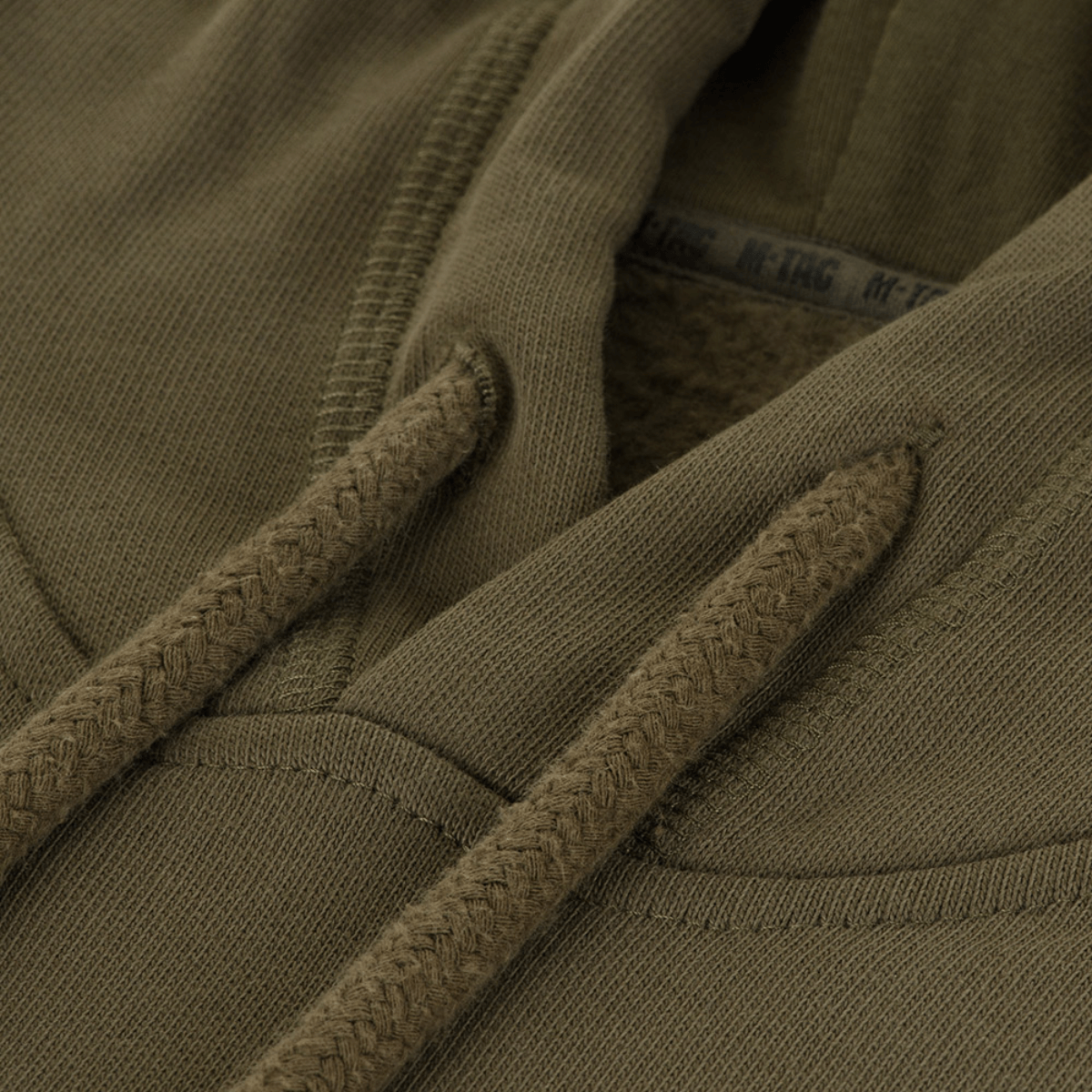 M-Tac Cotton Raglan Hard Hoodie i 100% bomuld med fleecefor, tæt op af hætte og snørebånd, ideel til efterår, vinter og forår.