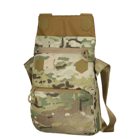 M-Tac Konvert Taske Elite i kamuflasje, holdbar veske i Cordura 500D og Hex 1000D, tablet-design med justerbar skulderrem.