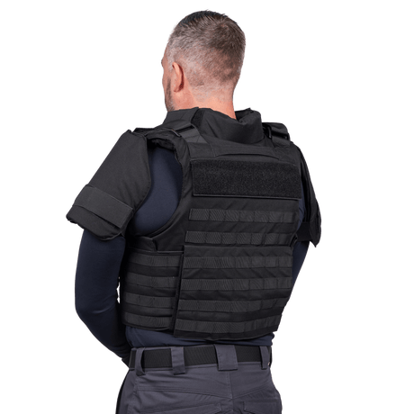 EA Combat Skud & Stiksikker Vest i sort med NIJ Level IIIA beskyttelse og modulært design, vist bagfra i galleri position 1.