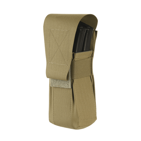 M-Tac veske for 2 magasiner i Cordura 1000d med borrelåslukking og elastisk bånd i galleri posisjon 1 for taktisk bruk.