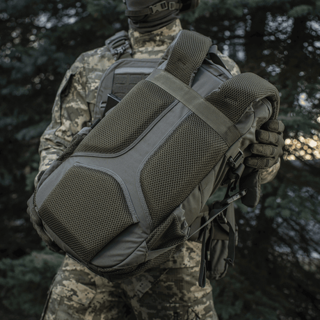 M-Tac Ryggsekk Gen. II Elite – Small med polstret mesh ryggpanel, slitesterkt materiale og justerbare stropper, galleri posisjon 1.