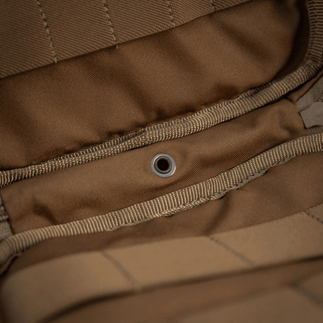 M-Tac organizer pouch Elite i slitesterkt taktisk materiale med NIJ-sertifisering, designet for oppbevaring av førstehjelp og EDC, galleri posisjon 1.