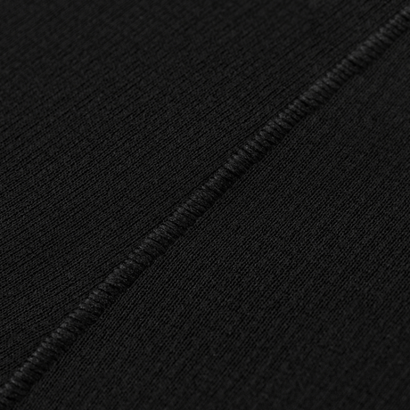 Detalje af stofstruktur af M-Tac Vinter Termobukser 3/4 Baselayer fremstillet af Pontetorto® fleece med flade sømme.