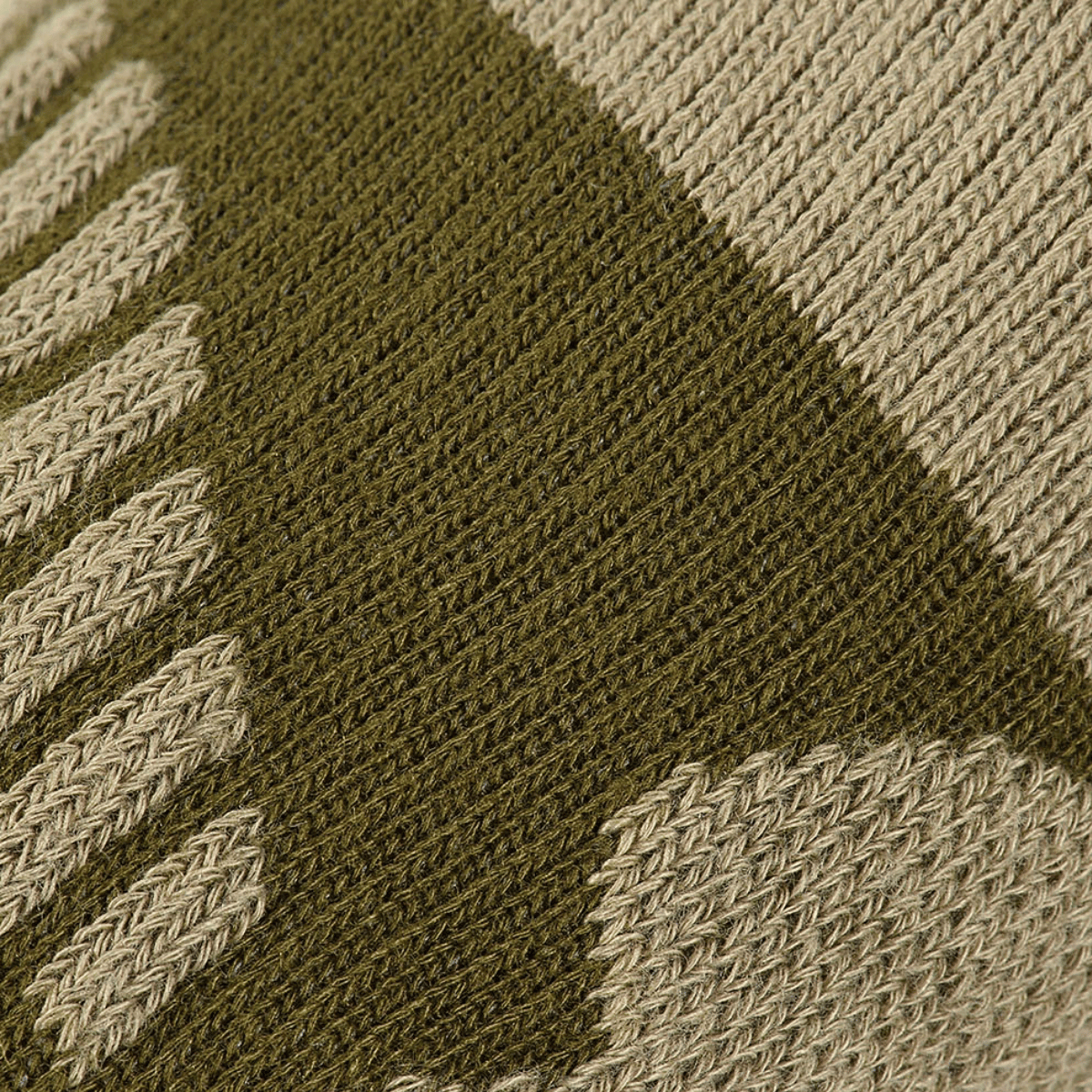 M-Tac Coolmax 75% XLong Sokker strikket mønster, der viser tæt elastisk materiale og åndbar stofstruktur for maksimal komfort.