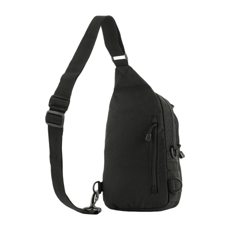 M-Tac Assistant Veske med justerbar stropp og MOLLE-paneler, perfekt for daglig bruk. Kompakt ryggsekk i 600D-materiale.