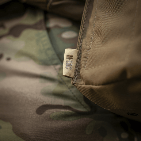 M-Tac Pouch til M249 Cartridge Box Closed i slitesterkt Cordura 500D-materiale, montert på kamuflasjemønster
